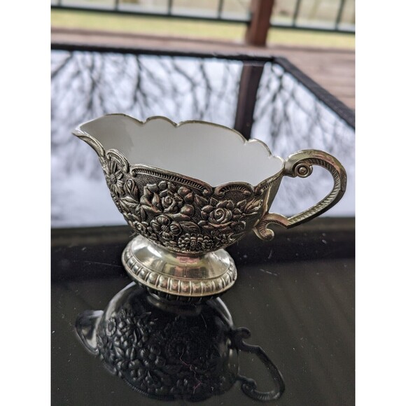 Silverplate Embossed Floral Vtg Sugar Bowl Creamer w Tray White Porcelain Rare - Picture 3 of 16